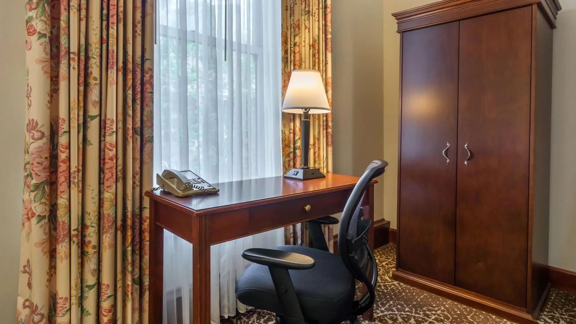 Best Western Plus Pioneer Square Hotel Downtown Seattle