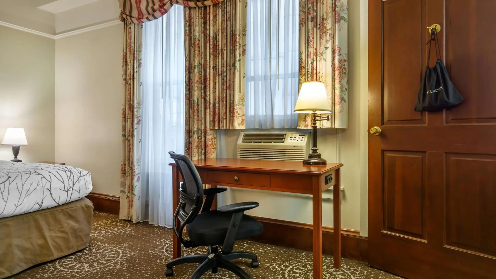 Best Western Plus Pioneer Square Hotel Downtown Seattle