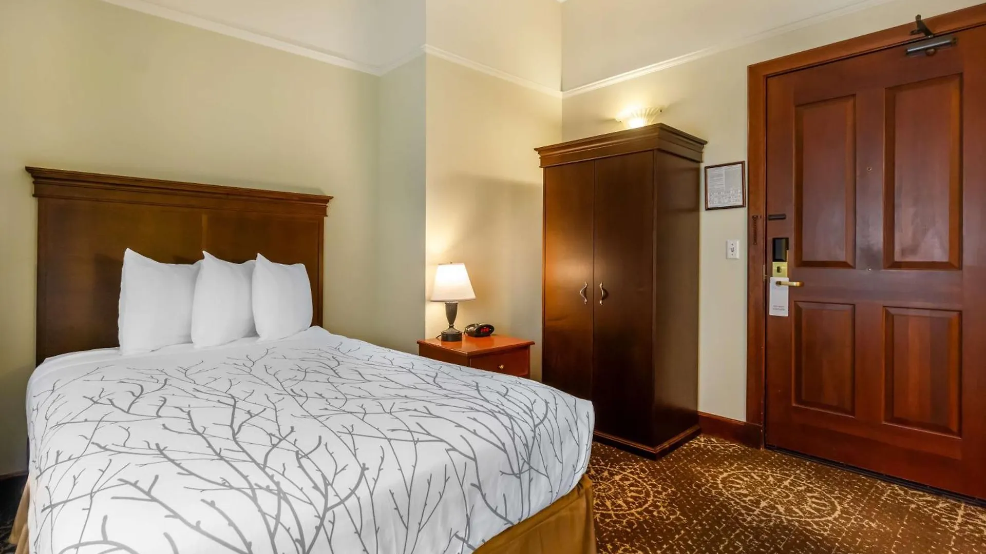Best Western Plus Pioneer Square Hotel Downtown Seattle 3*,